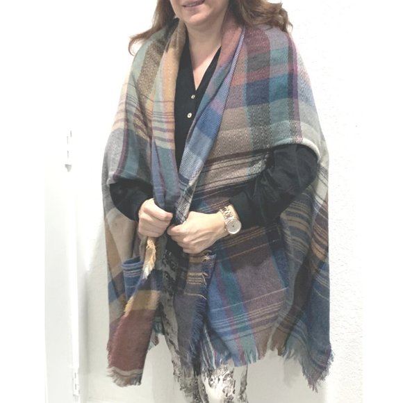 Multicolor Plaid Open-Front Poncho with Pockets – Oversized Wrap Cape - Picture 7 of 7